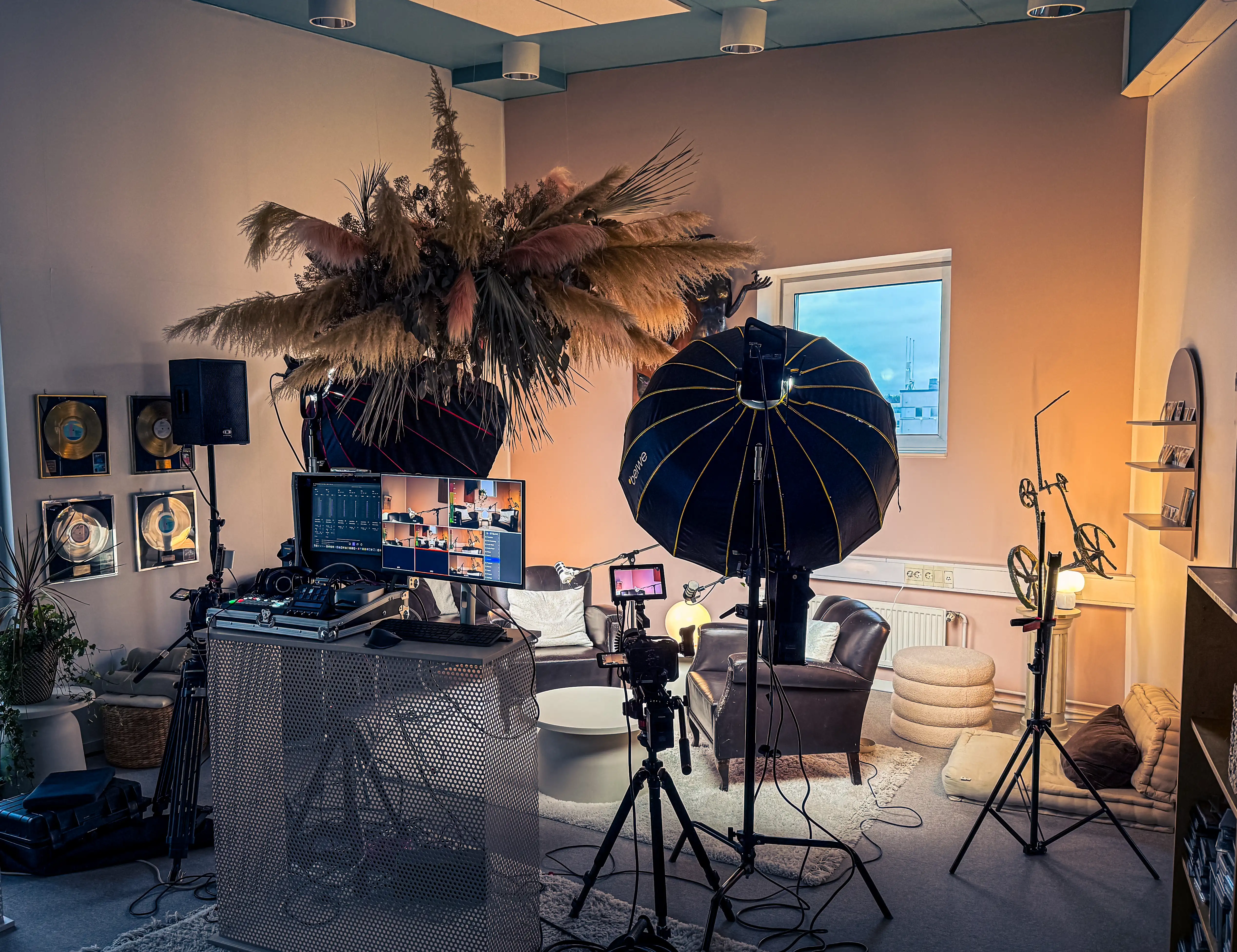 Mobiili Studio setup pystytettynä tilaan